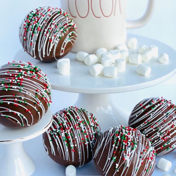 Christmas Hot Chocolate Bombs